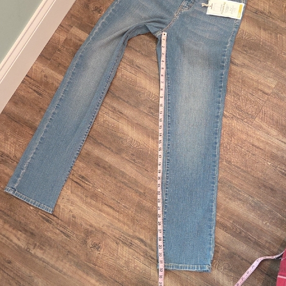 Levi's Perfectly Slimming Straight Leg 512 Jeans Size 4 Medium New With Tags - Picture 11 of 14